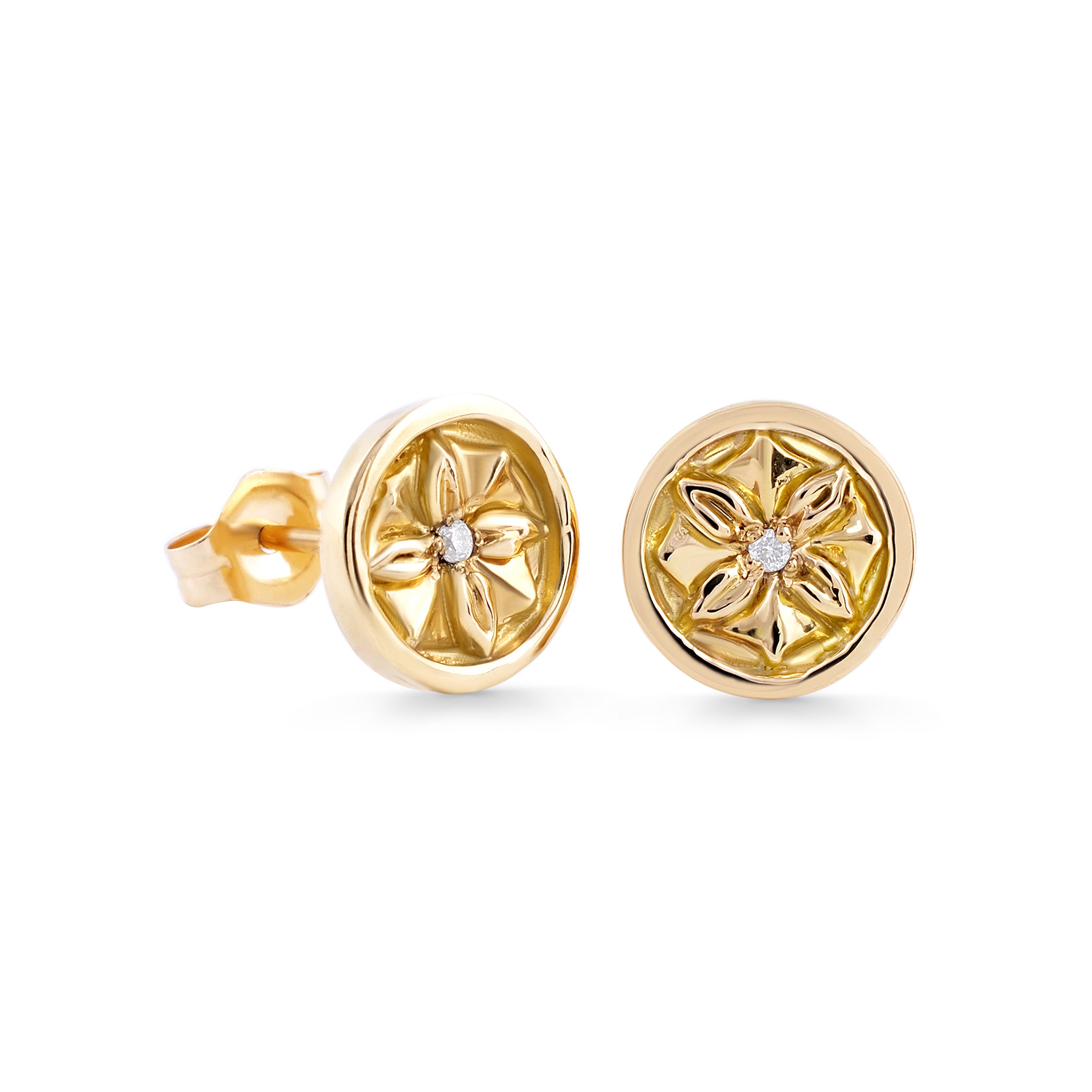 Uxor Stud Earrings